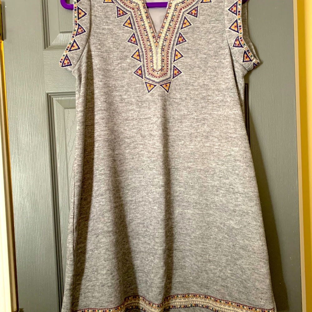 Sleeveless lined dress